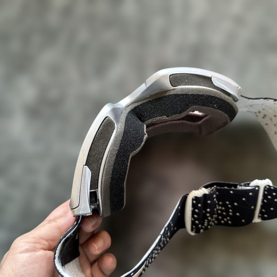 Oakley スキーゴーグル ピンクレンズ