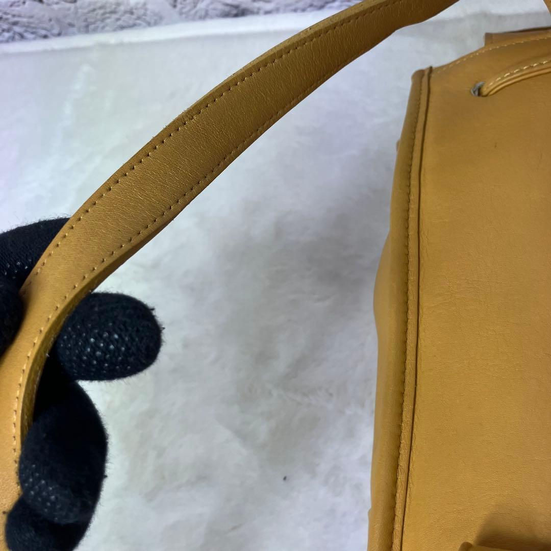 オールドコーチ✨希少カラー グラブタンレザー 本革 チャーム付 ミニリュック