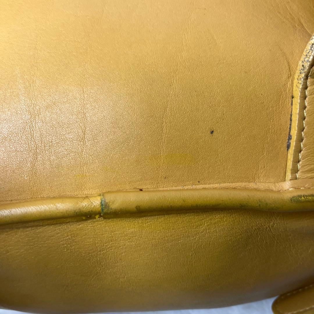 オールドコーチ✨希少カラー グラブタンレザー 本革 チャーム付 ミニリュック