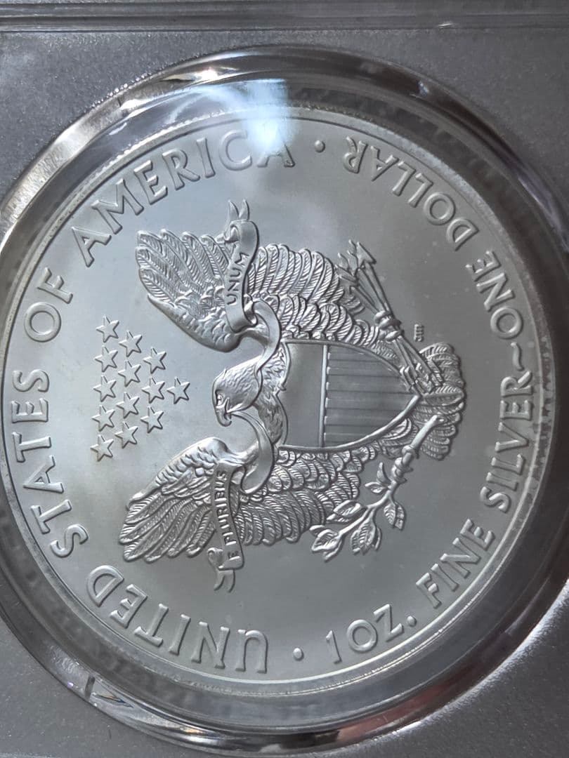 MS70)アメリカ合衆国 シルバー イーグル銀貨 2013 S サイン入り - メルカリ
