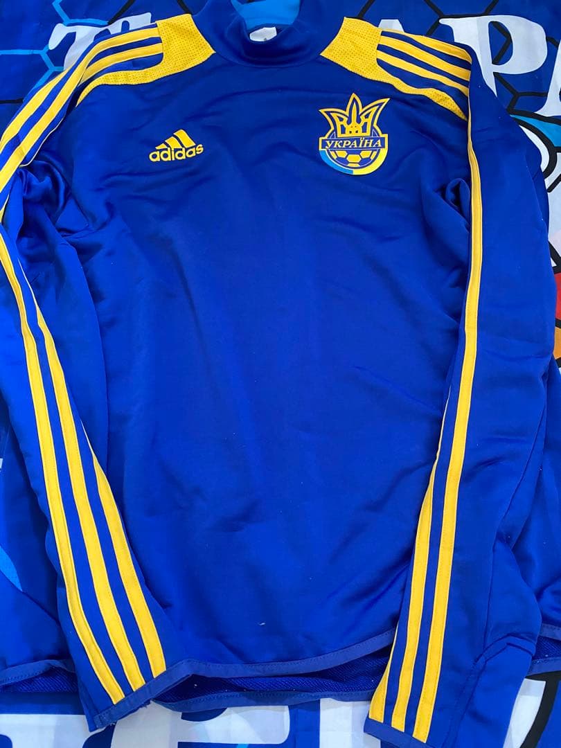 adidas 代表 上下トレーニングウェア