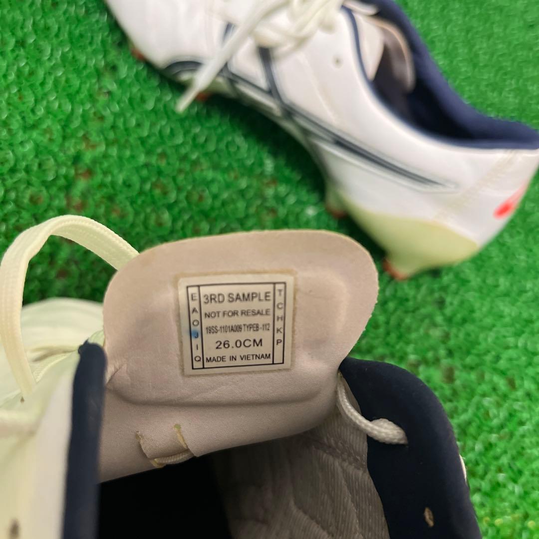 アシックス サッカースパイク DS LIGHT AVANTE 1101A009