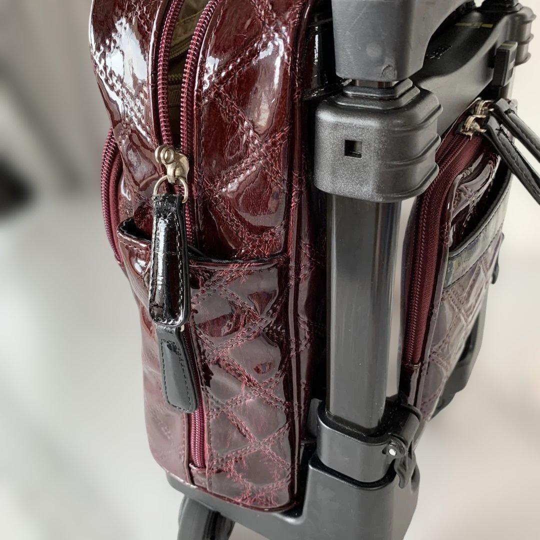 スワニーSwanyキャリーショッピングバッグ エナメルエマイロボルドー