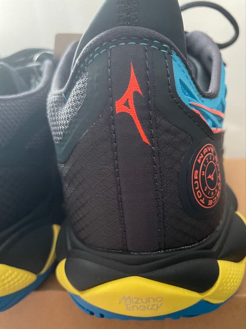 [ミズノ] 28.5cm テニスシューズ ウエーブエンフォース TOUR AC