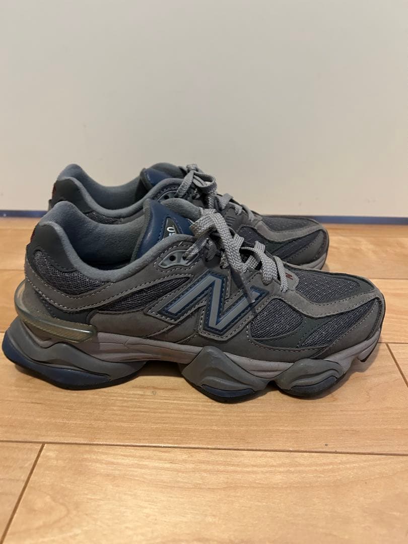 ニューバランス　U9060ECC グレー　23.5