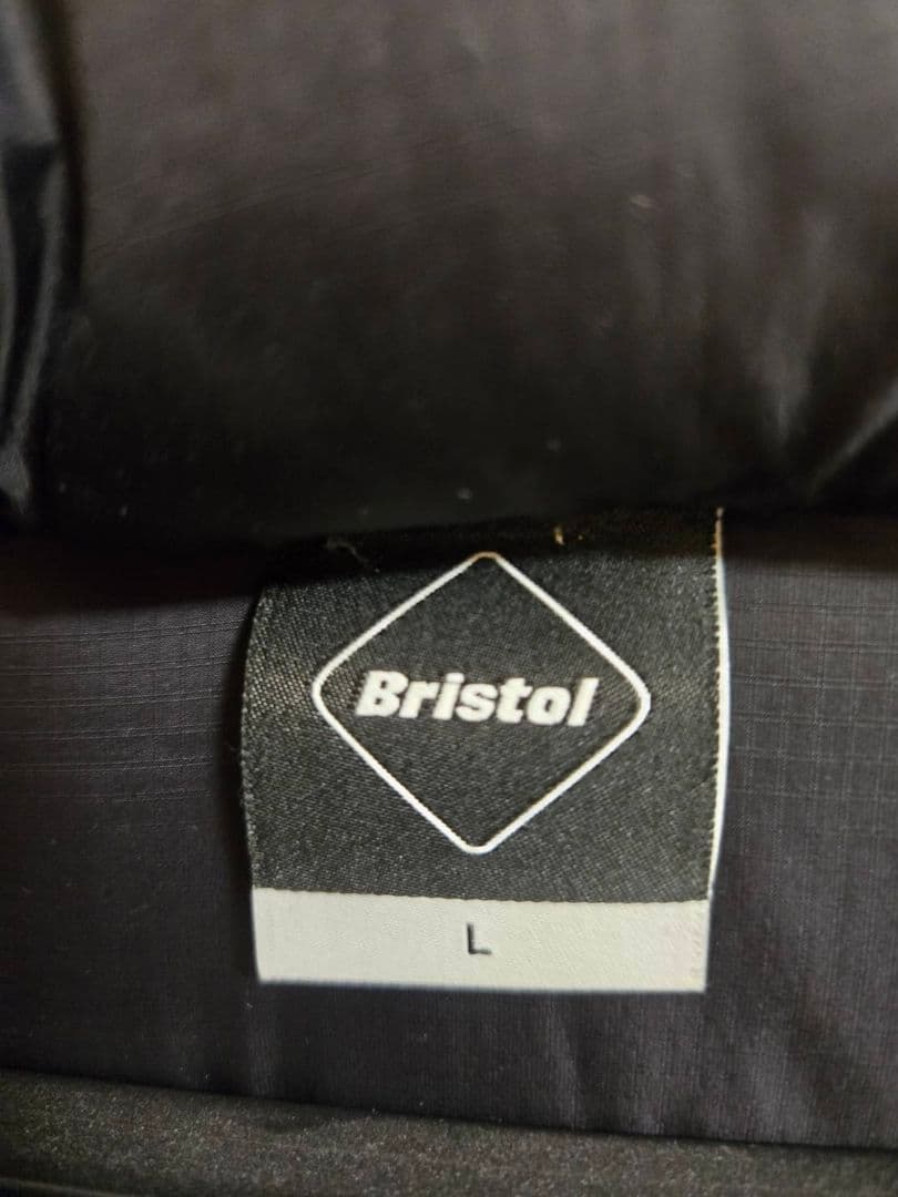 き　さま　美品　Bristol SOPH BENCH PARKA　バンダナ柄
