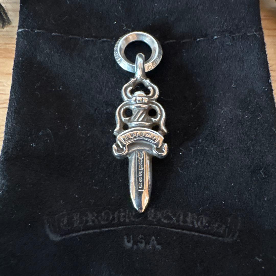 クロムハーツ　ダガーチャーム