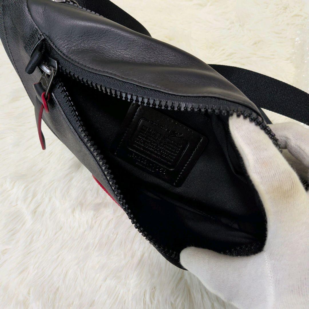 極美品✨️COACH NARUTO ボディバッグ 写輪眼ブラック シグネチャー