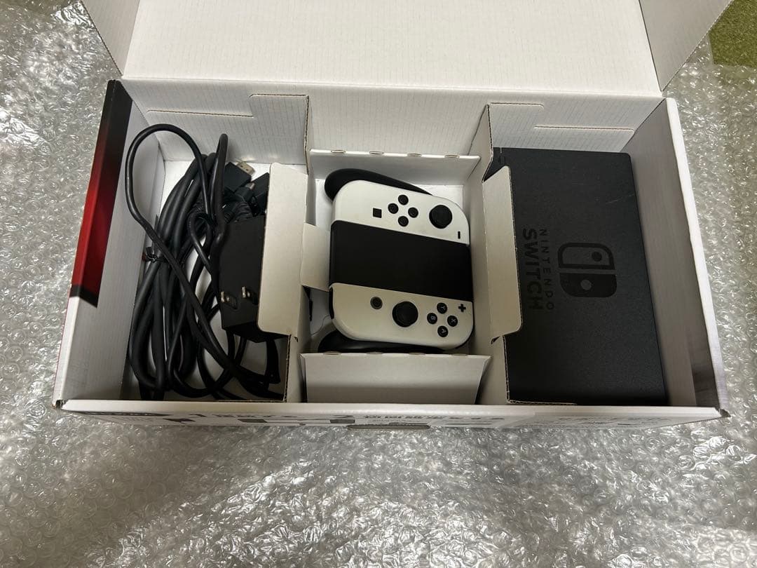 【完品】Nintendo Switch ジョイコン４個付