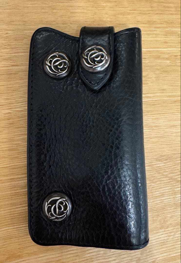 CHROME HEARTS フローラルボタン3ボタン レザーキーケース