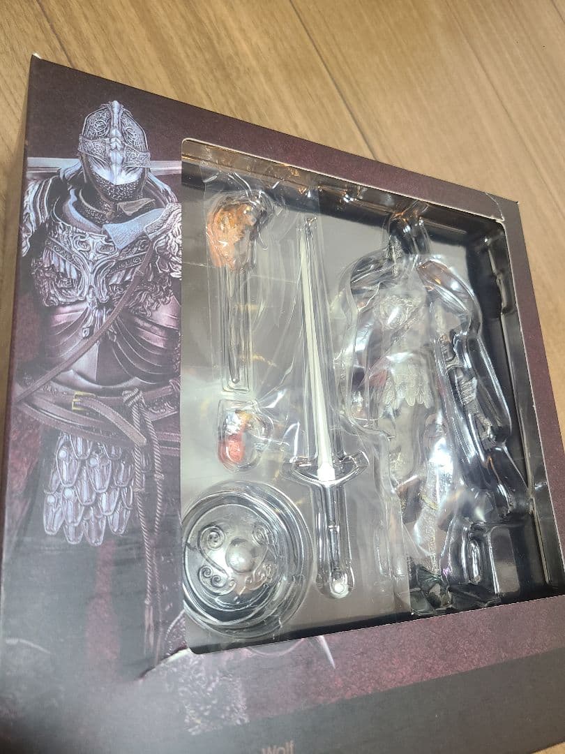 エルデンリング　褪せ人　フィギア