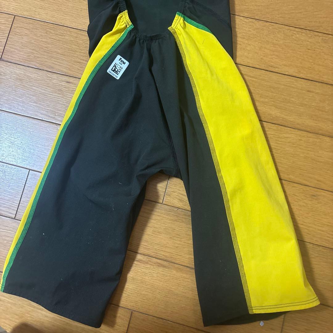 arena 水着 黒/黄色 JSSロゴ