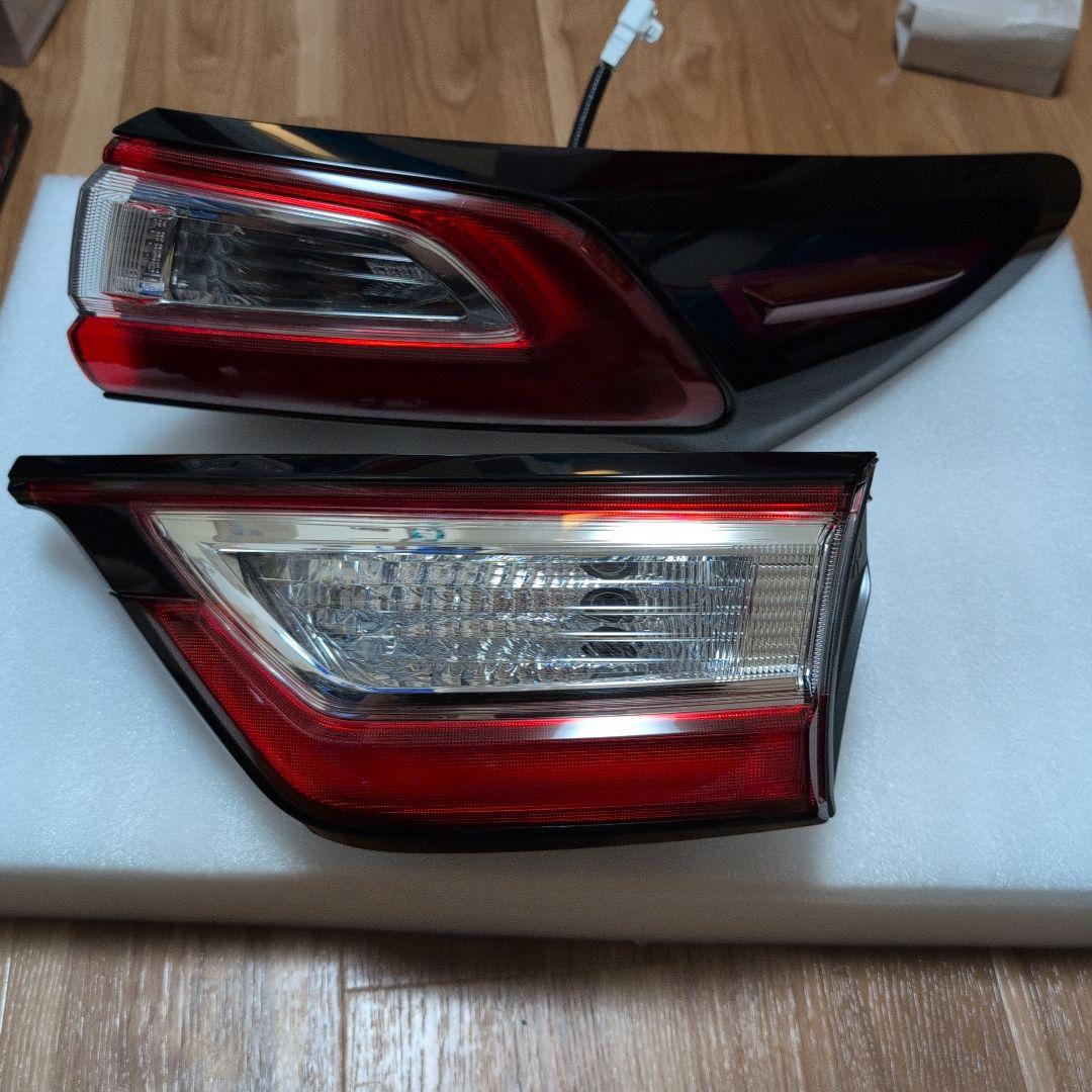 値下げ　60ハリアー　後期純正テールランプ