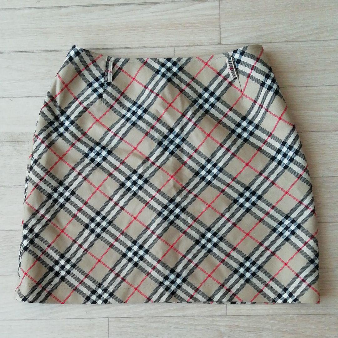 バーバリー スカート 安室奈美恵 - メルカリ