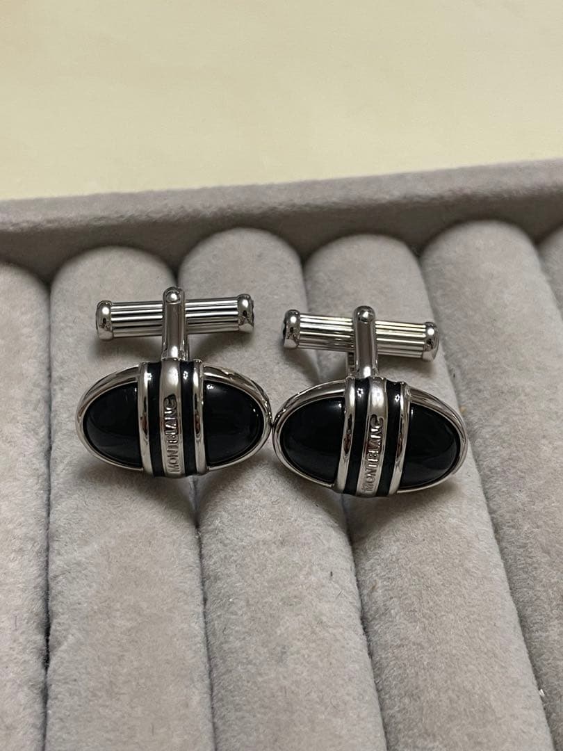 美品　MONTBLANC カフス　オニキス　 オーバル　シルバー　ブラック