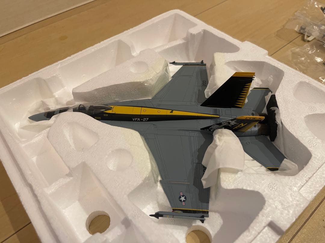 航空機・ヘリコプター Hobby Master 1/72 F-18E HA5125