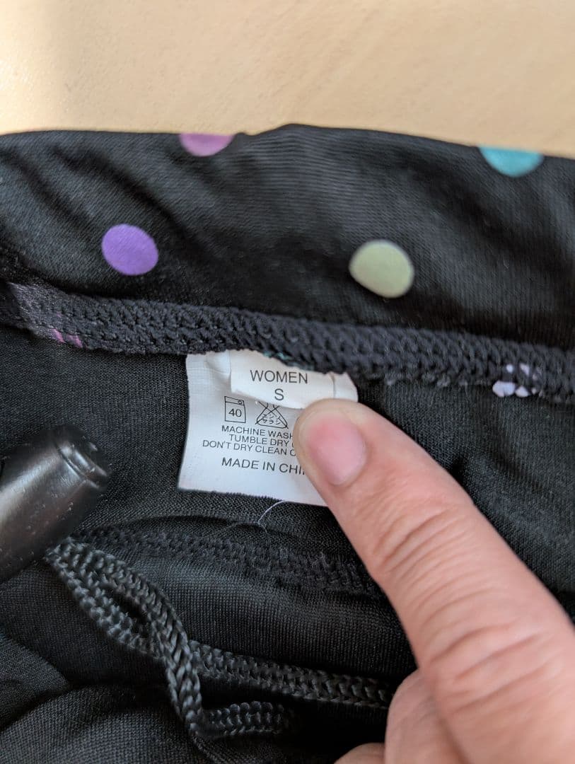 つ*さ様 スノーボードウェアセット（ジャケット/パンツ/グローブ/ニット帽/その