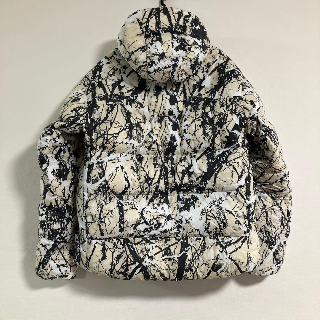 NIKE ACG Lunar Lake PrimaLoft ダウンジャケット