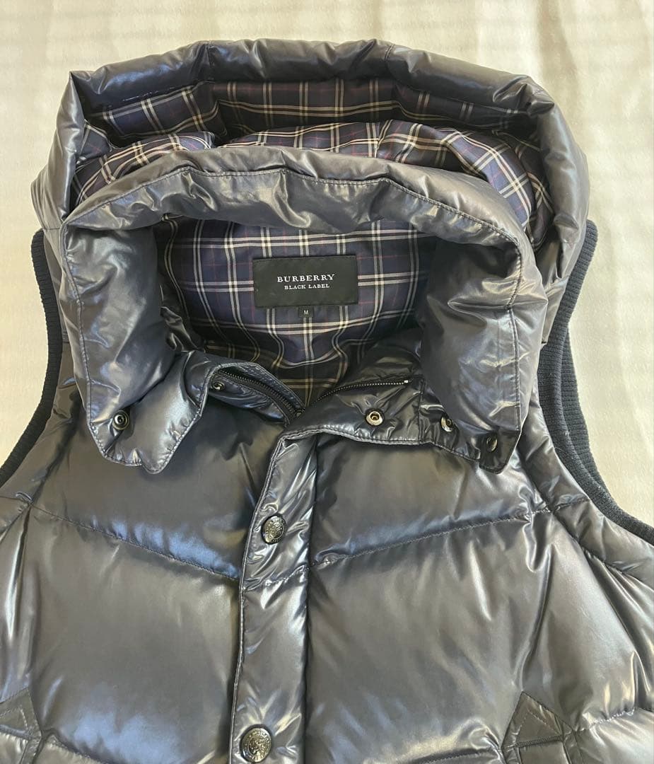 バーバリーブラックレーベル　ダウンジャケット フード付き