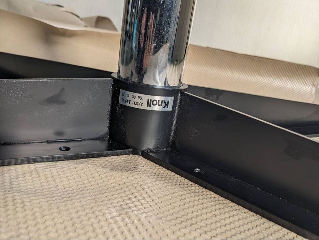 Dining Table -by Florence Knoll テーブル