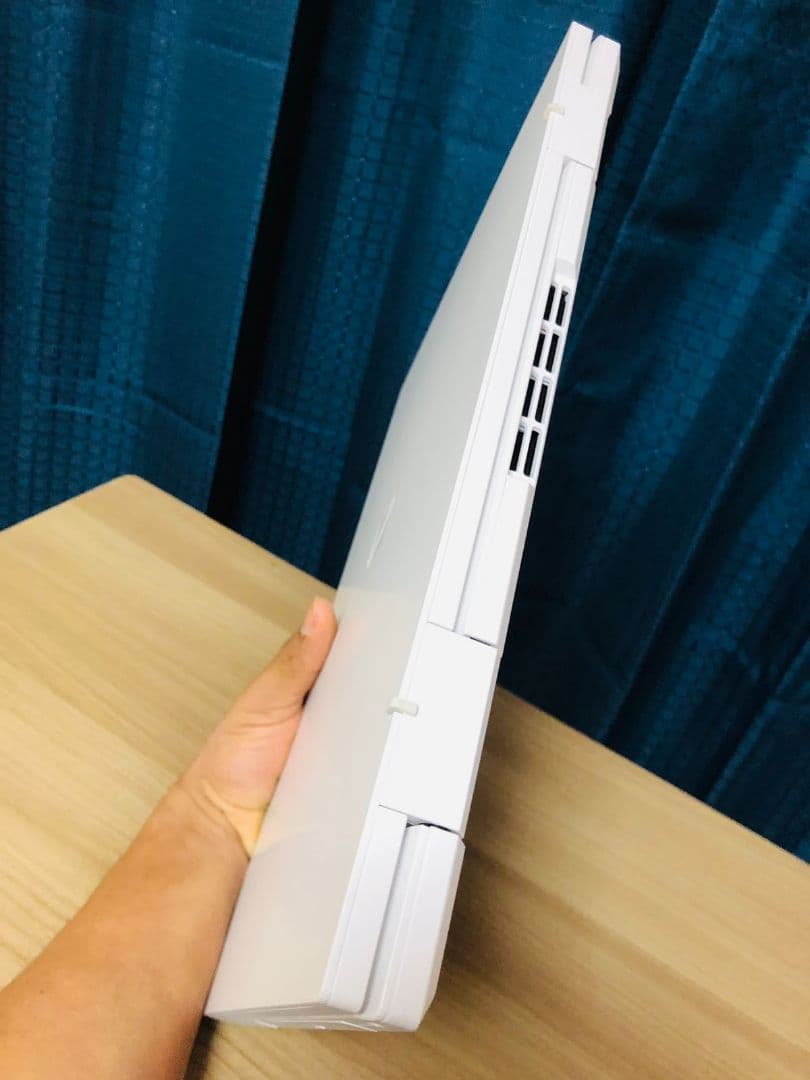 NEC LAVIE Core i5 - 1235UノートPC