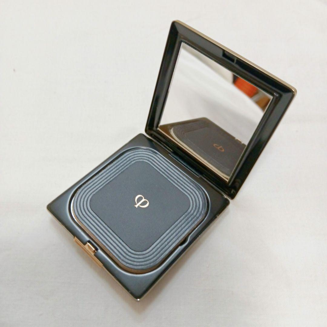 クレ・ド・ポー ボーテ プードルコンパクトエサンシエル n (エレガントスリム)