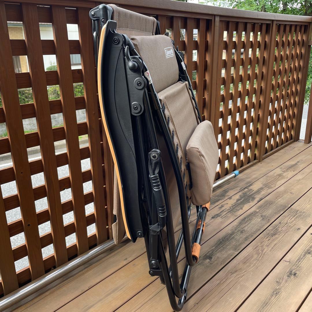 Coleman 日よけ付きリクライニングチェア