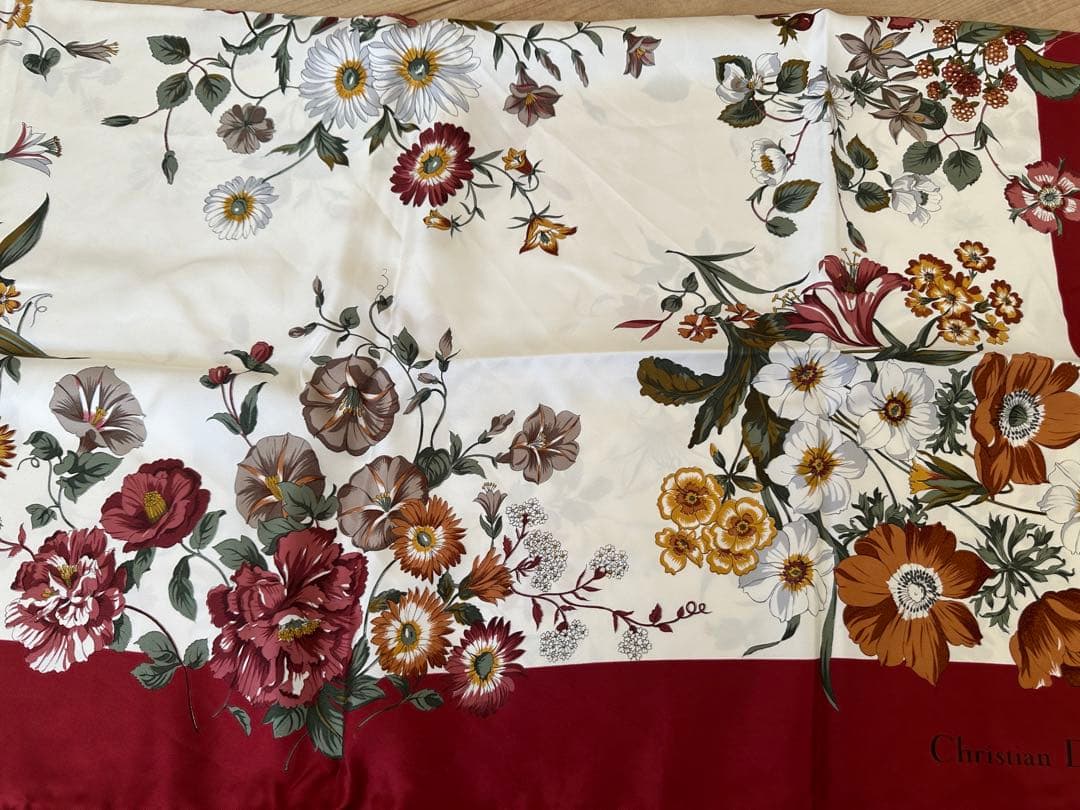 Christian Dior クリスチャンディオール フラワーモチーフ スカーフ