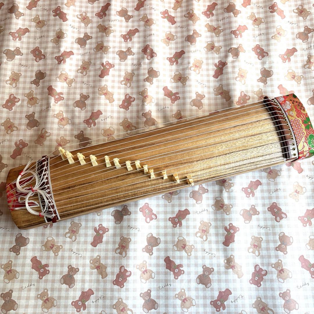 ⭐️9月セール⭐️ 【極美品】ミニ琴 13弦 和楽器　誰でも弾けるお琴　インテリア