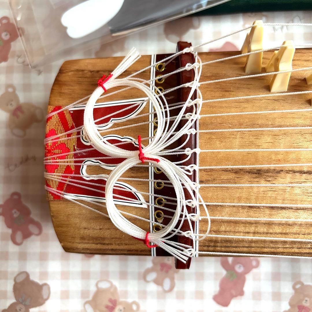 ⭐️9月セール⭐️ 【極美品】ミニ琴 13弦 和楽器　誰でも弾けるお琴　インテリア