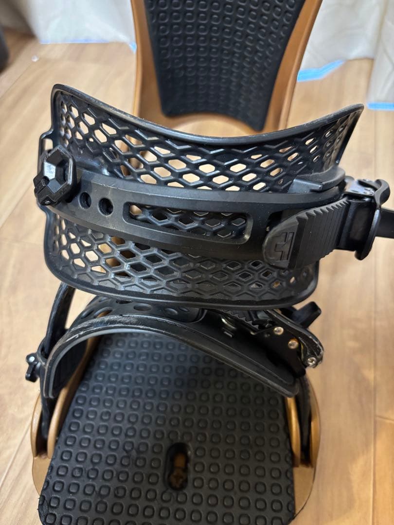 UNION ATLASスノーボードビンディング