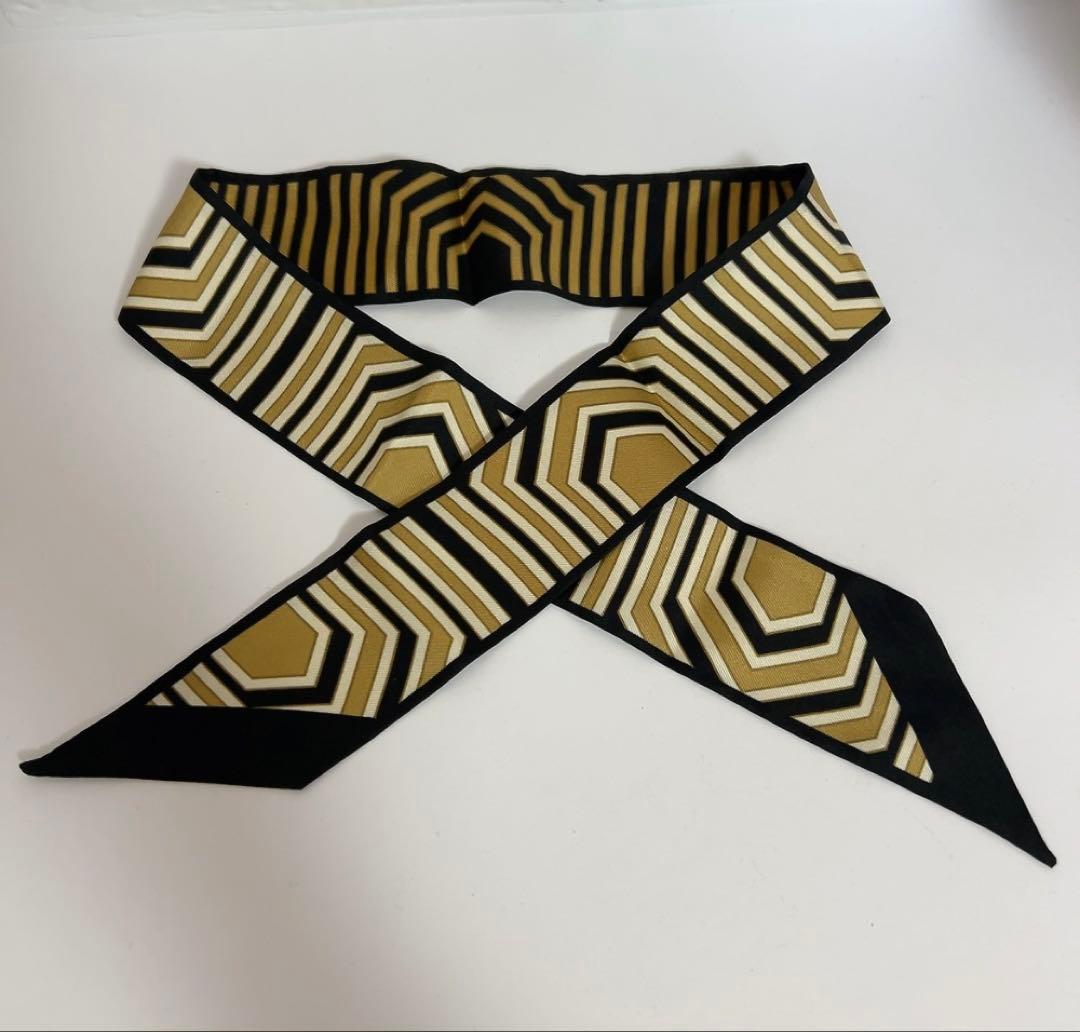 ブルガリ　BVLGARI バンダナ　スカーフ　ブラウン系　未使用に近い