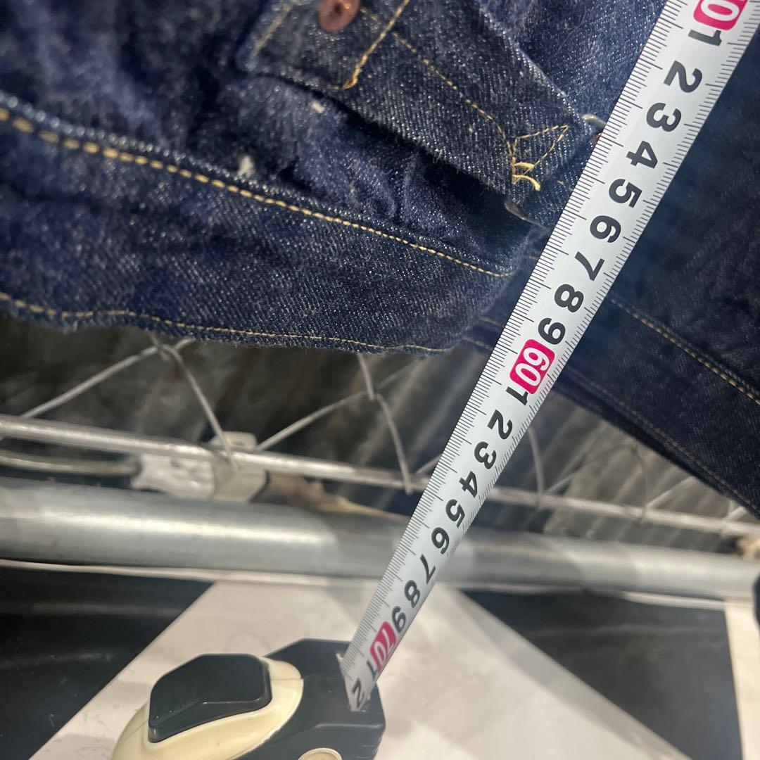 御年玉割引！Buzz Rickson 対戦モデル四つボタンW40