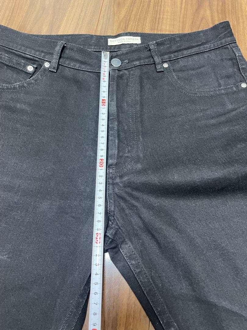 BOTTEGA VENETA ブラック ストレートデニム