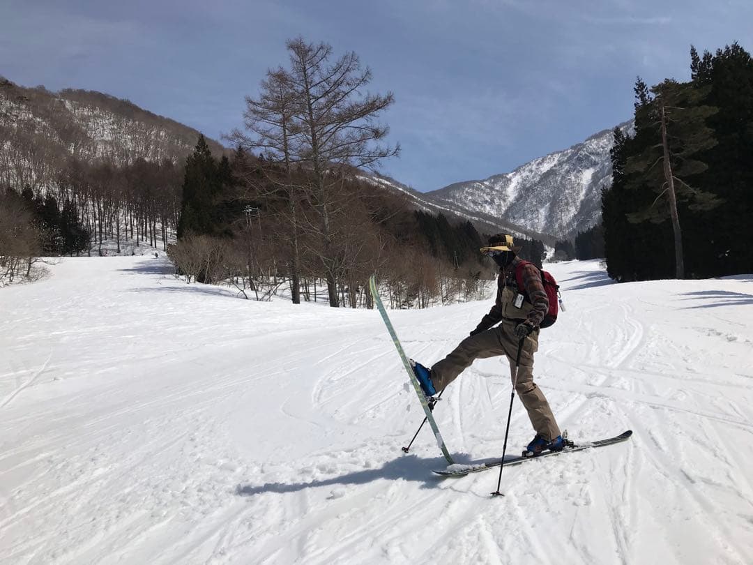 ⚠️ＡＴＯＭＩＣ　ＷＡＹＭＡＫＥＲ　スカイブルー　中古ブーツ25.5cm