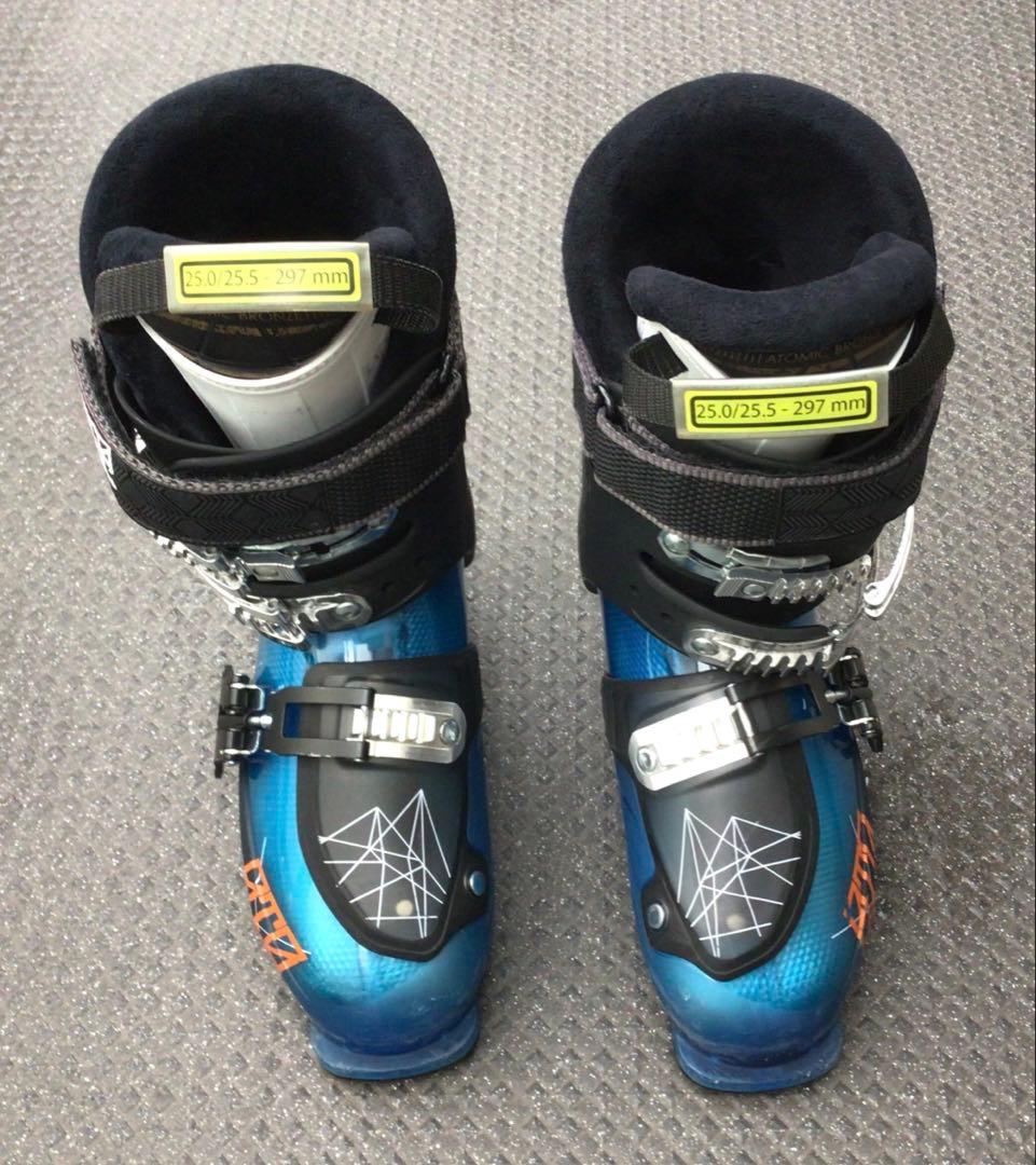 ⚠️ＡＴＯＭＩＣ　ＷＡＹＭＡＫＥＲ　スカイブルー　中古ブーツ25.5cm