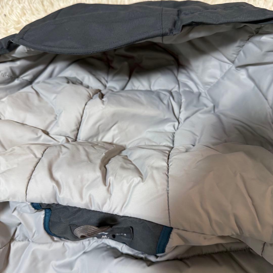 モンベル　スキーウエア　ダウンジャケット　Mサイズ　グレー　ブラック