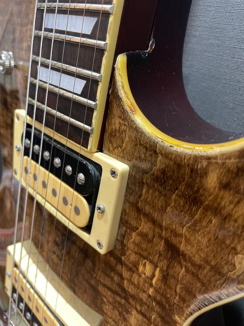 t*4様 レスポールスタイル 詳細不明の通販はau PAY マーケット - 輸入
