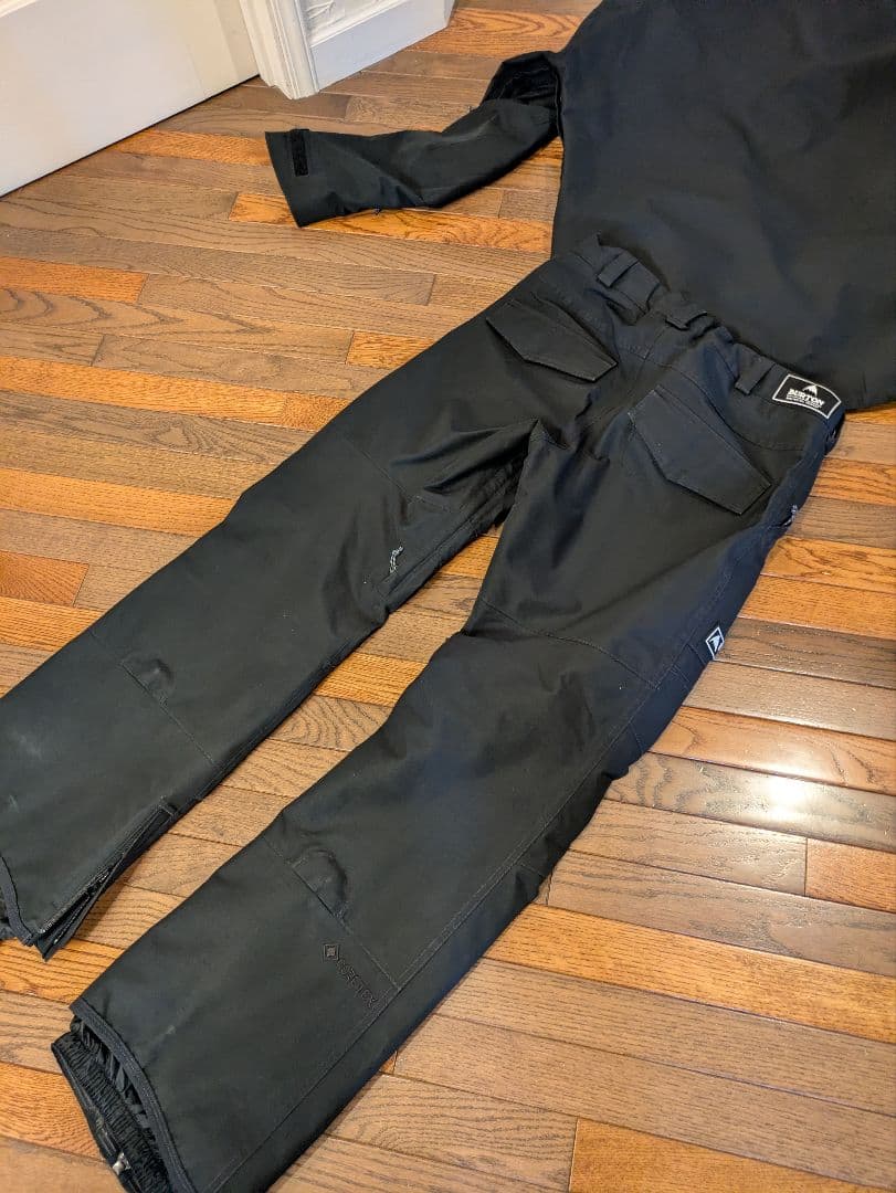 BURTON　バートン　スノーボードウエア　上下　M　GORE-TEX