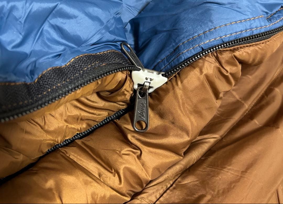 【美品】NANGA シュラフ　SYNTHETIC FIBER 800