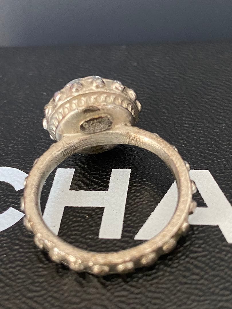 みーたん　シャネル 超美品 ロゴ入りパール調リング サイズ12号