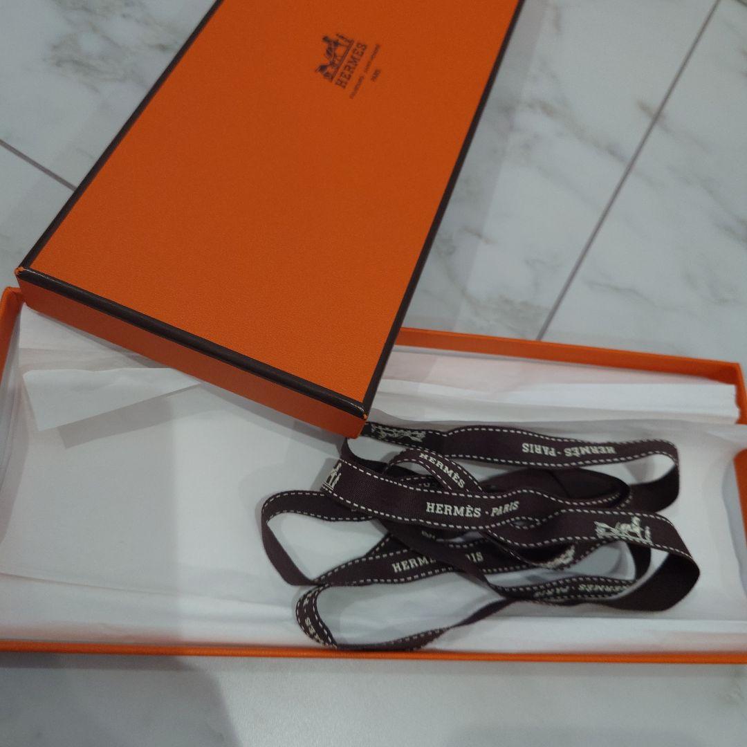 HERMES シルクスカーフ 　カレ45気球と船のデザイン