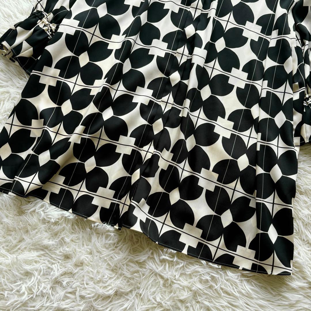 【未使用】ボウタイ　23年　グレースコンチネンタル キカフラワーミニワンピース