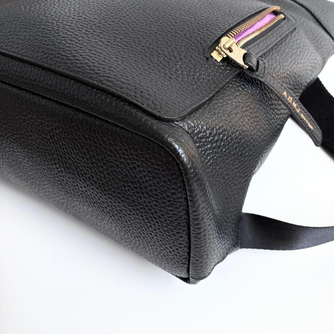 【美品】ADMJ THE BEE オールレザーバックパック ブラック 型押