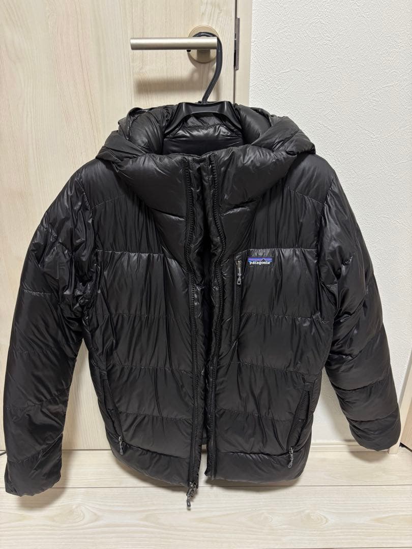 【美品】Patagonia メンズ フィッツロイ ダウン フーディ S