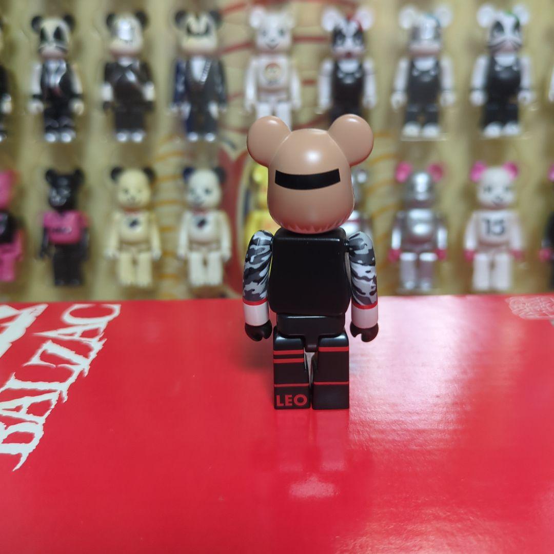 山田涼介 RED グッズ BE@RBRICK ベアブリック 100% LEO - メルカリ