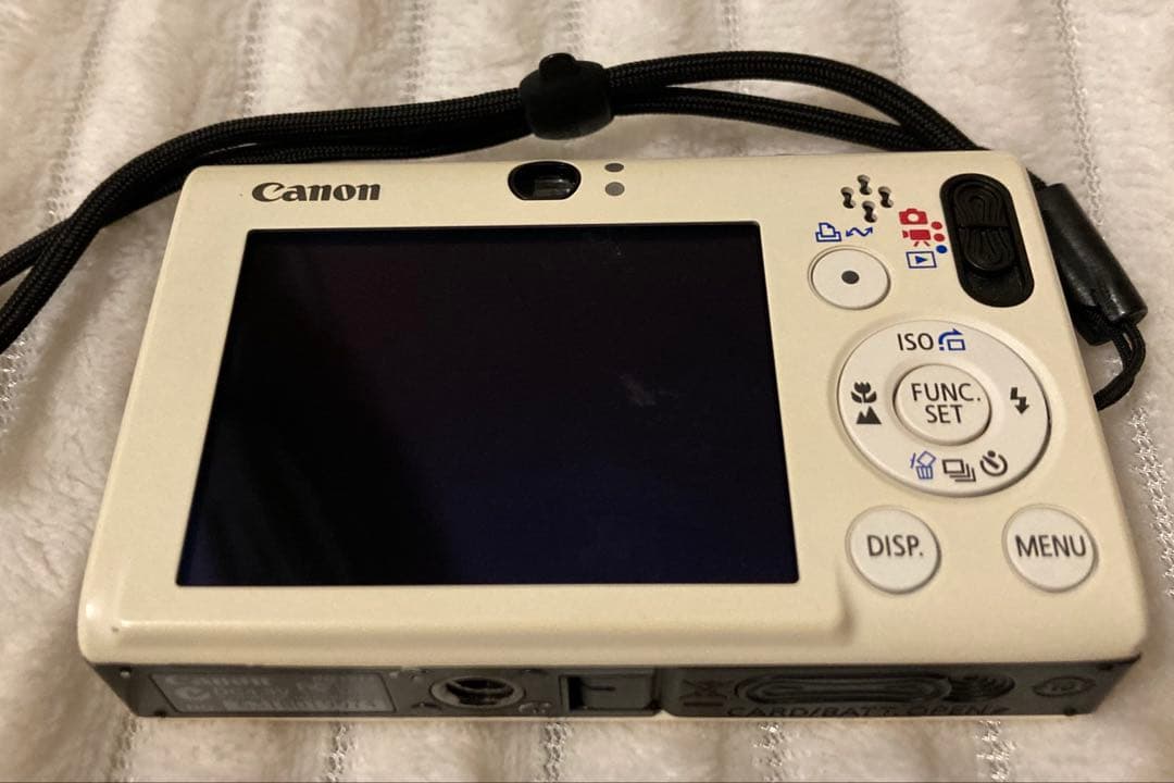 Canon IXY DIGITAL 20 IS アイボリー（ホワイト）