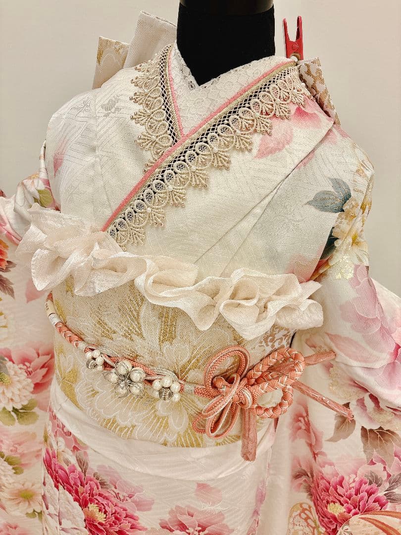 白地にピンクの上品な古典振袖フルセット