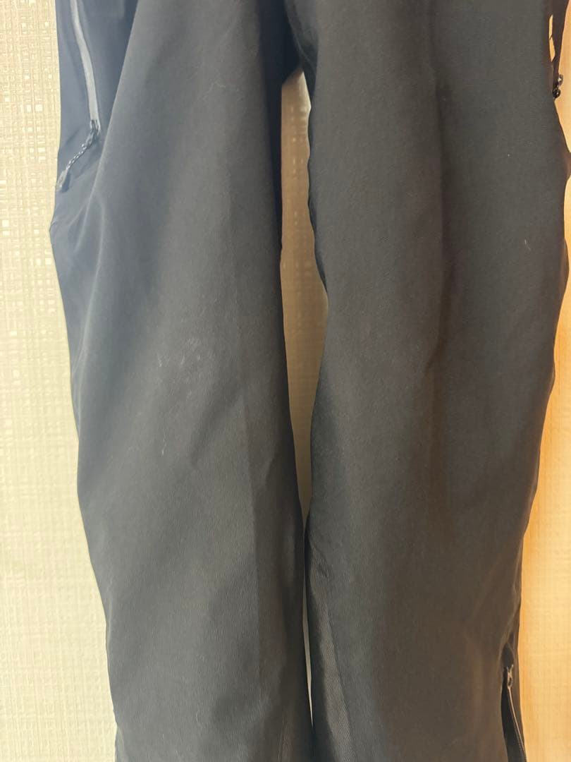 mont-bell ドライテックインシュレーテッドビブ