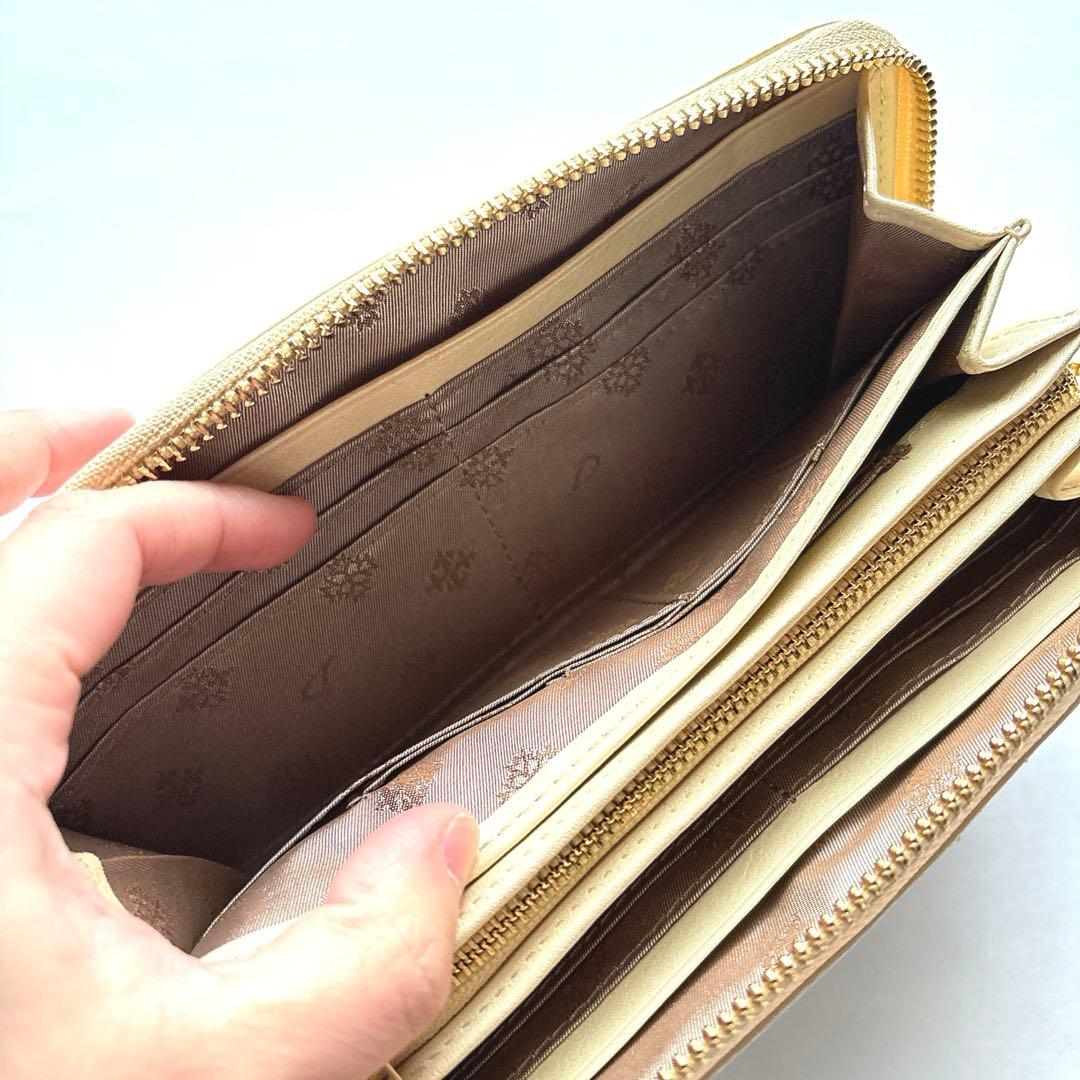 【美品・冬限定カラー】DAKOTA ダコタ カッシーニ ラウンドファスナー長財布